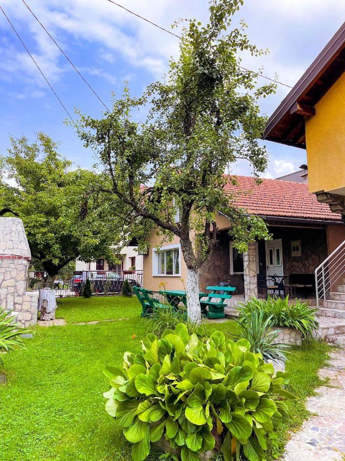 Adella Apartamento Sarajevo Exterior foto